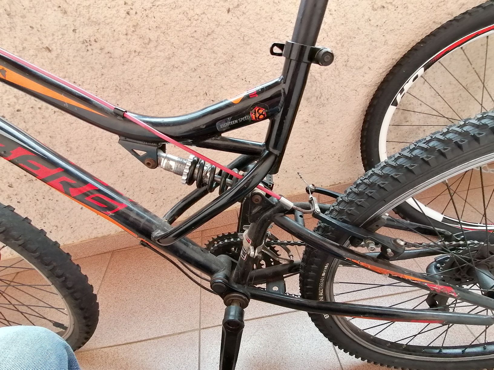 Bicicleta junior full suspension