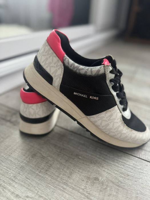 Жіночі кросівки Michael kors