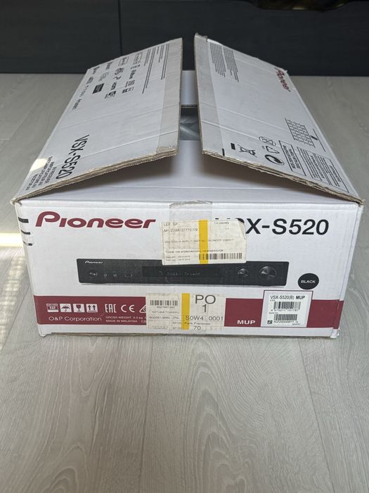 amplituner Pioneer VSX-S520