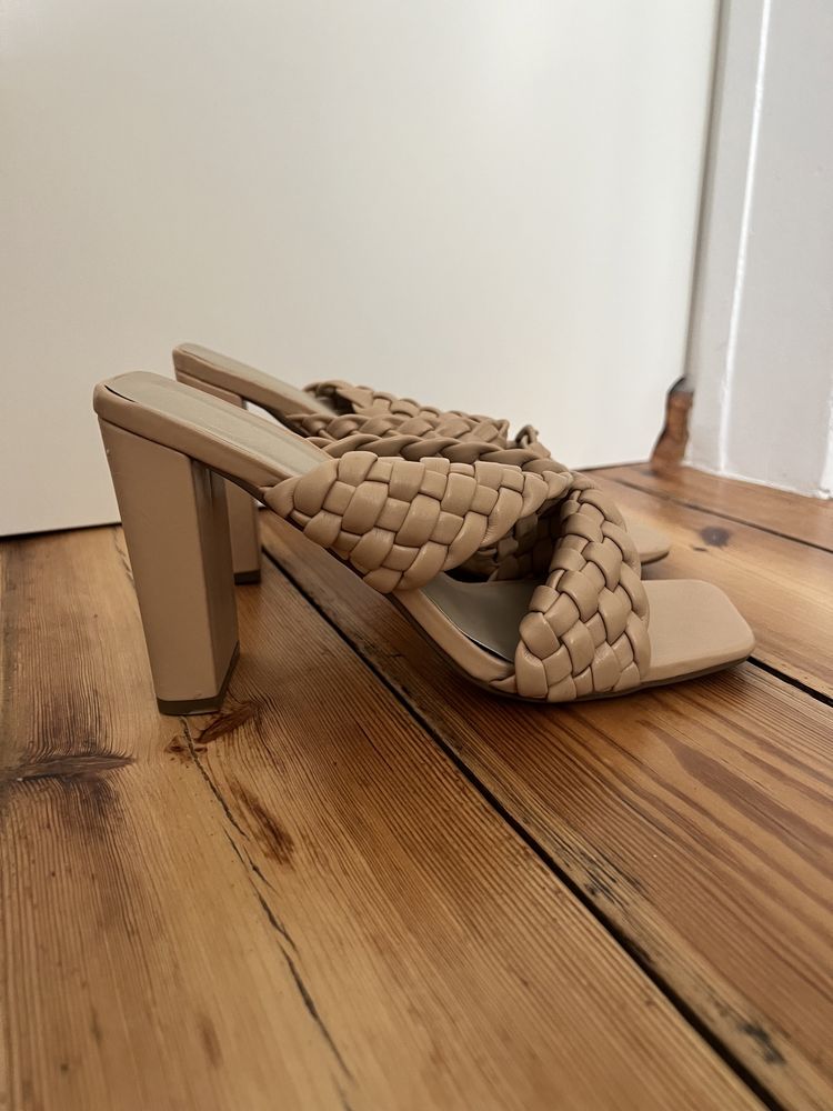 Sandałki na obcasie Missguided rozmiar 41 w stylu Bottega Veneta
