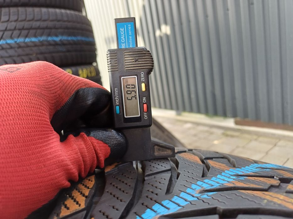 255 55 18 Nokian WR SUV4 зимові 2шт