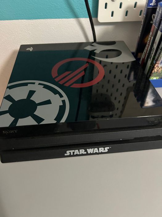 PS4 1T ( Star Wars)