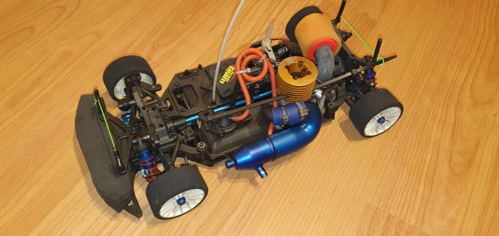 Carro telecomandado RC nitro tc3