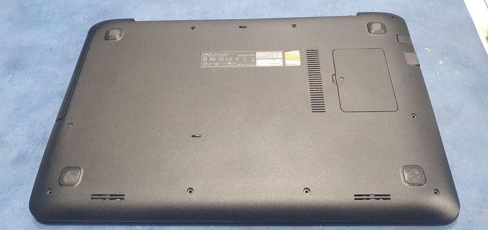 ASUS X555L usado - peças