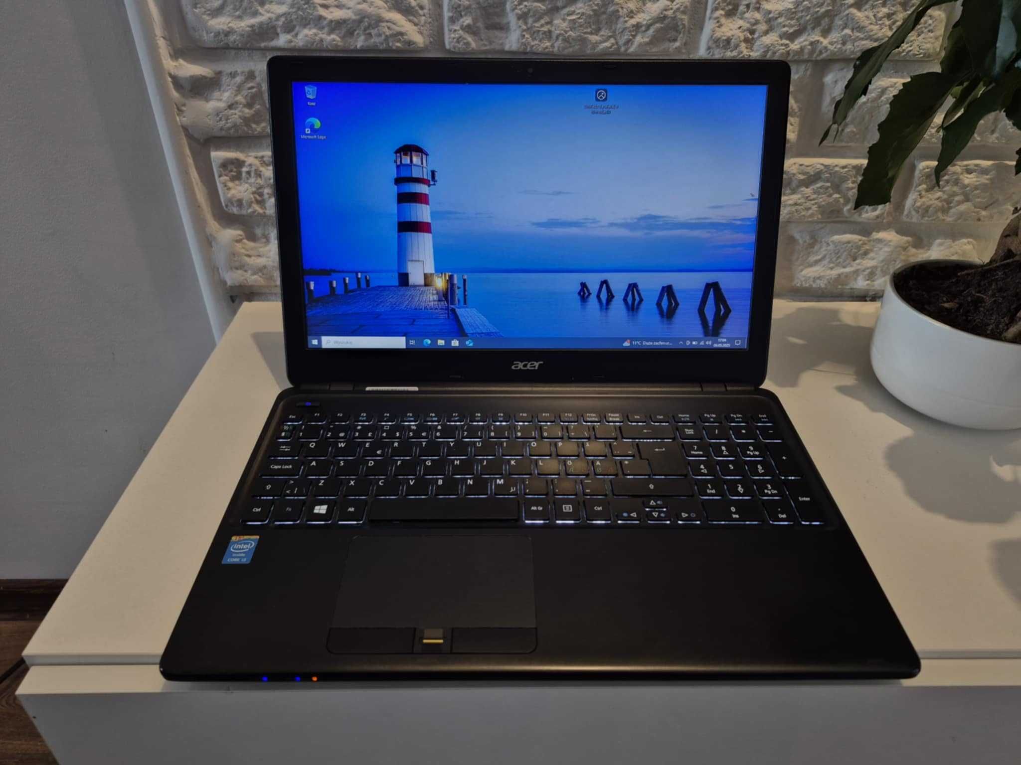 Piękny Acer  Intel i3/16GbDDR/SSD/IntelHD/NowaBateria