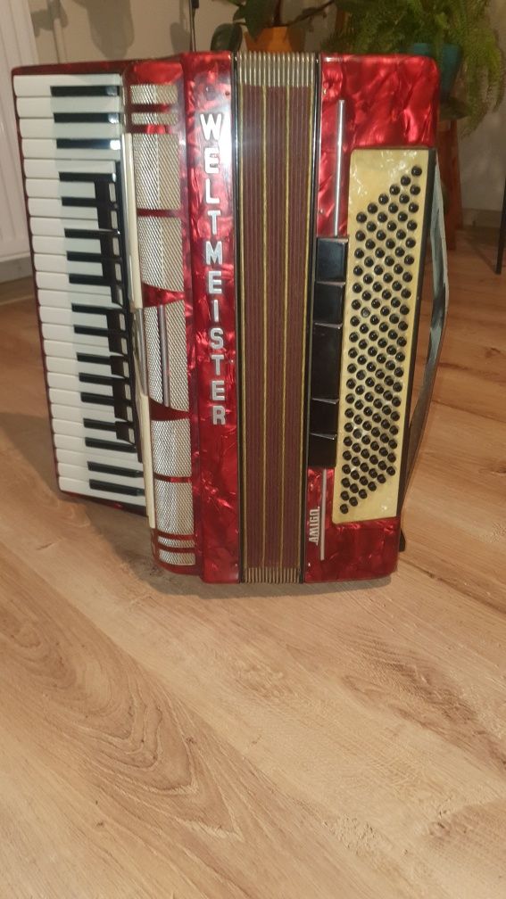 Sprzedam akordeon welchmeister