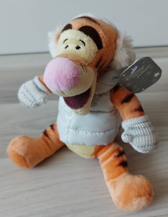 Disney Store Kubuś Puchatek Tygrysek zimowy Maskotka Pastel Winter Ski