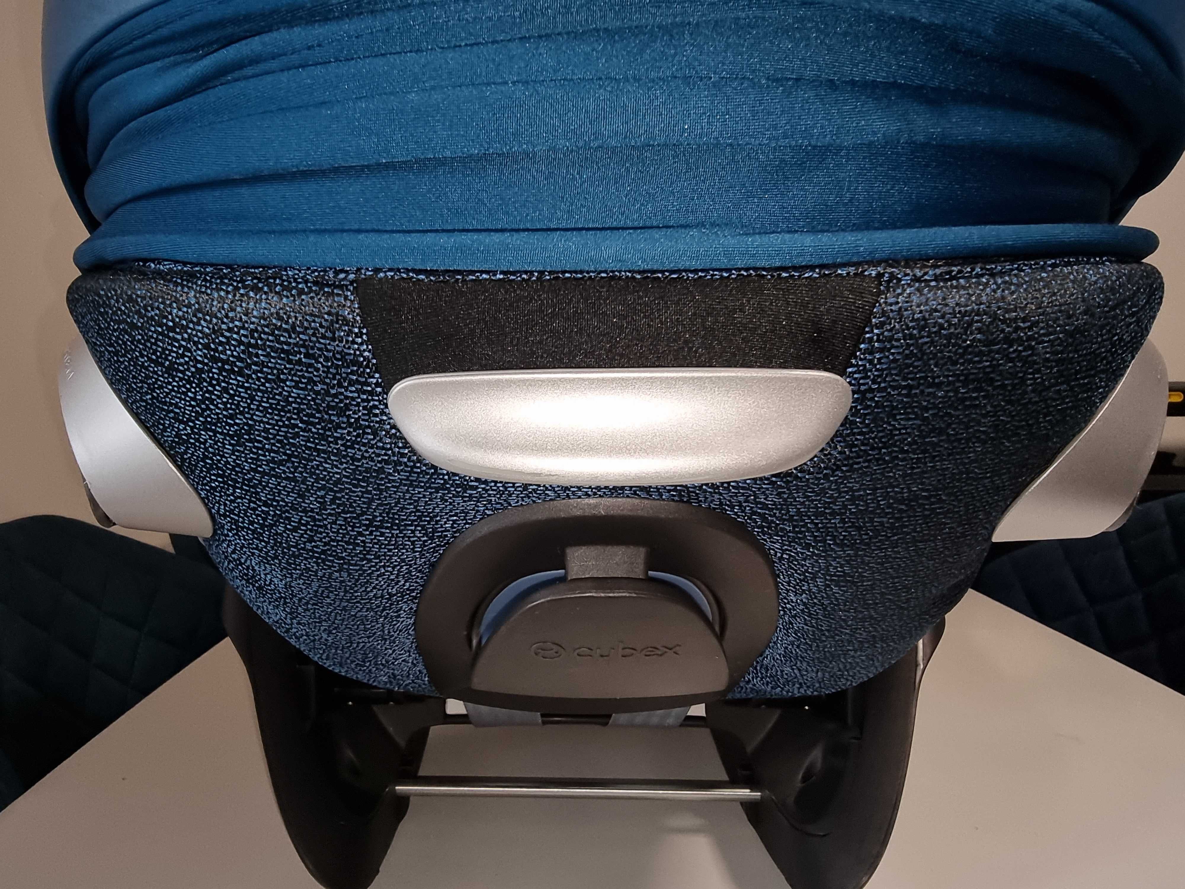 Komplet Cybex Cloud z i-size, baza i Cybex Sirona Z