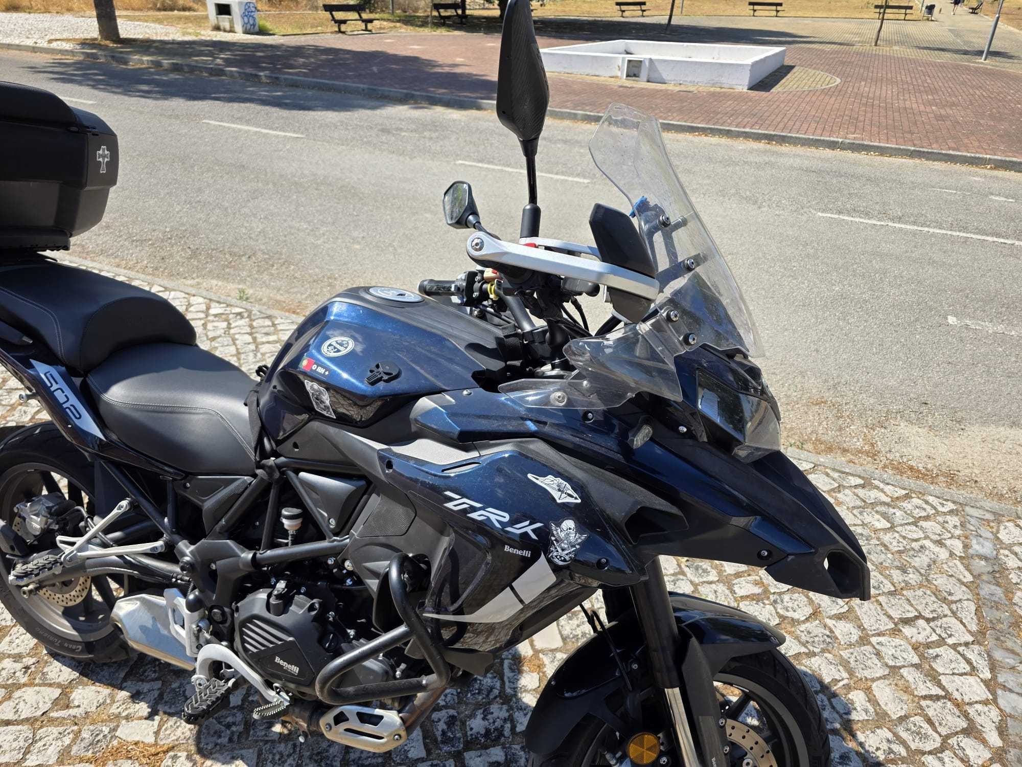 Mota Benelli TRK 502