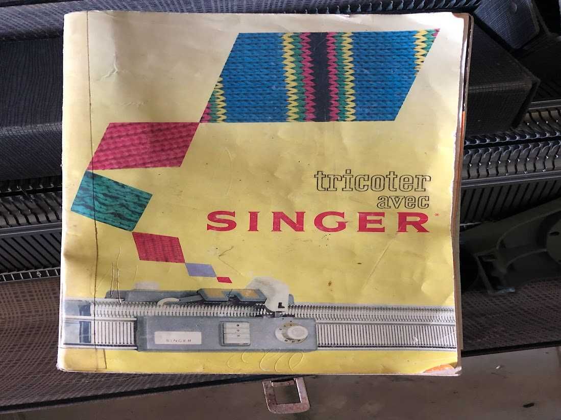 Máquina de Tricotar - Vintage da Singer AVEC, original Francesa