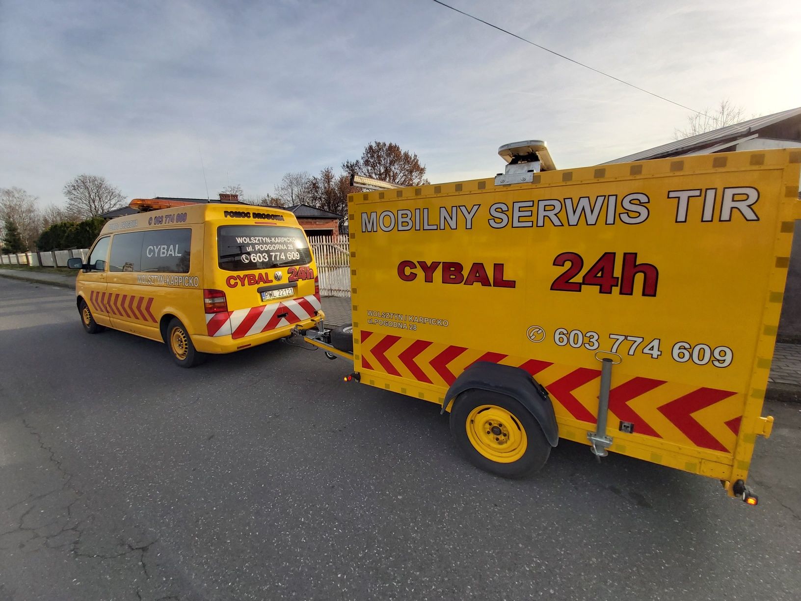Mobilny serwis TIR wyjazdowy Ciezarowe Tir  Wulkanizacja Pomoc Drogowa