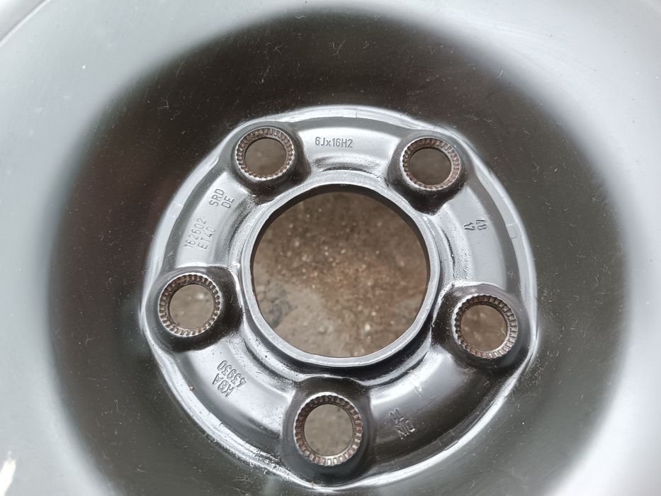 Металевий диск 5 100 R16