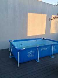 piscina retangular INTEX 2,6m x 1,6m x 65cm como nova.