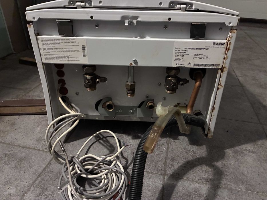 Kocioł gazowy kondensacyjny Vaillant EcoTec Plus 186/3-5 R3