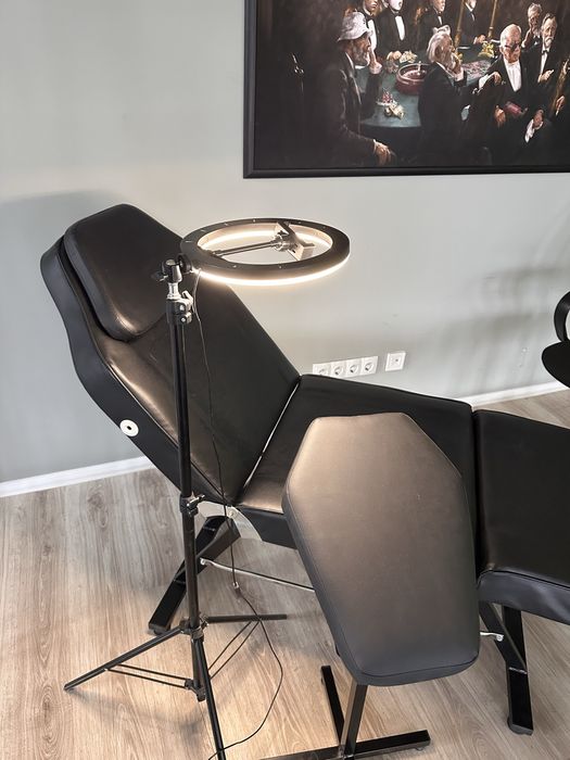 Продам кільцеву лампу ,селфі з триногою