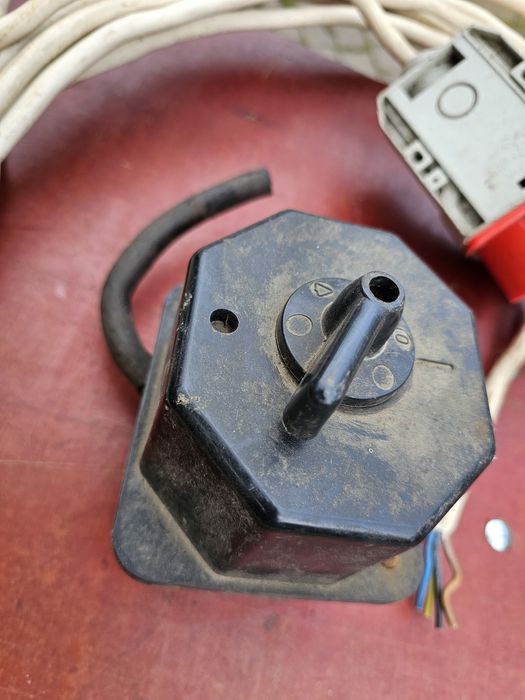 Przedłużacz, kabel, 3 fazy (siła) x 2 szt. + przełącznik