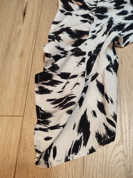 Bluzka 46/Hiszpanka -nowa