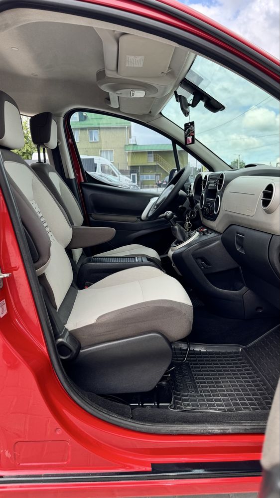 ПАСАЖИР Citroen Berlingo Сітроєн Берлінго 2013р 1.6 ГАЗ/БЕНЗ 5МКПП