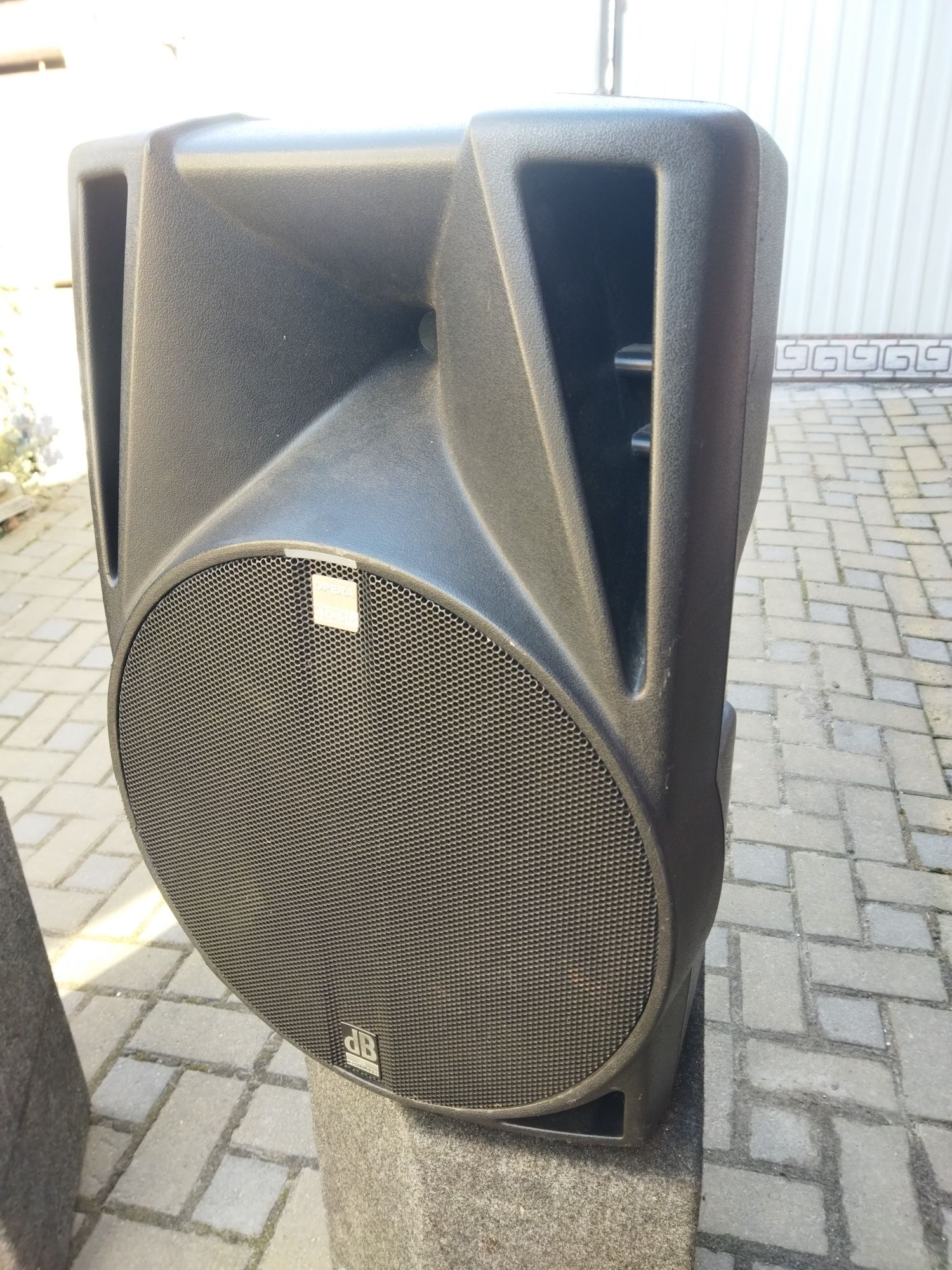 Продам db technologies opera 405 D