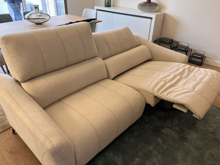 Sofa marca Escorpiao NOVOS