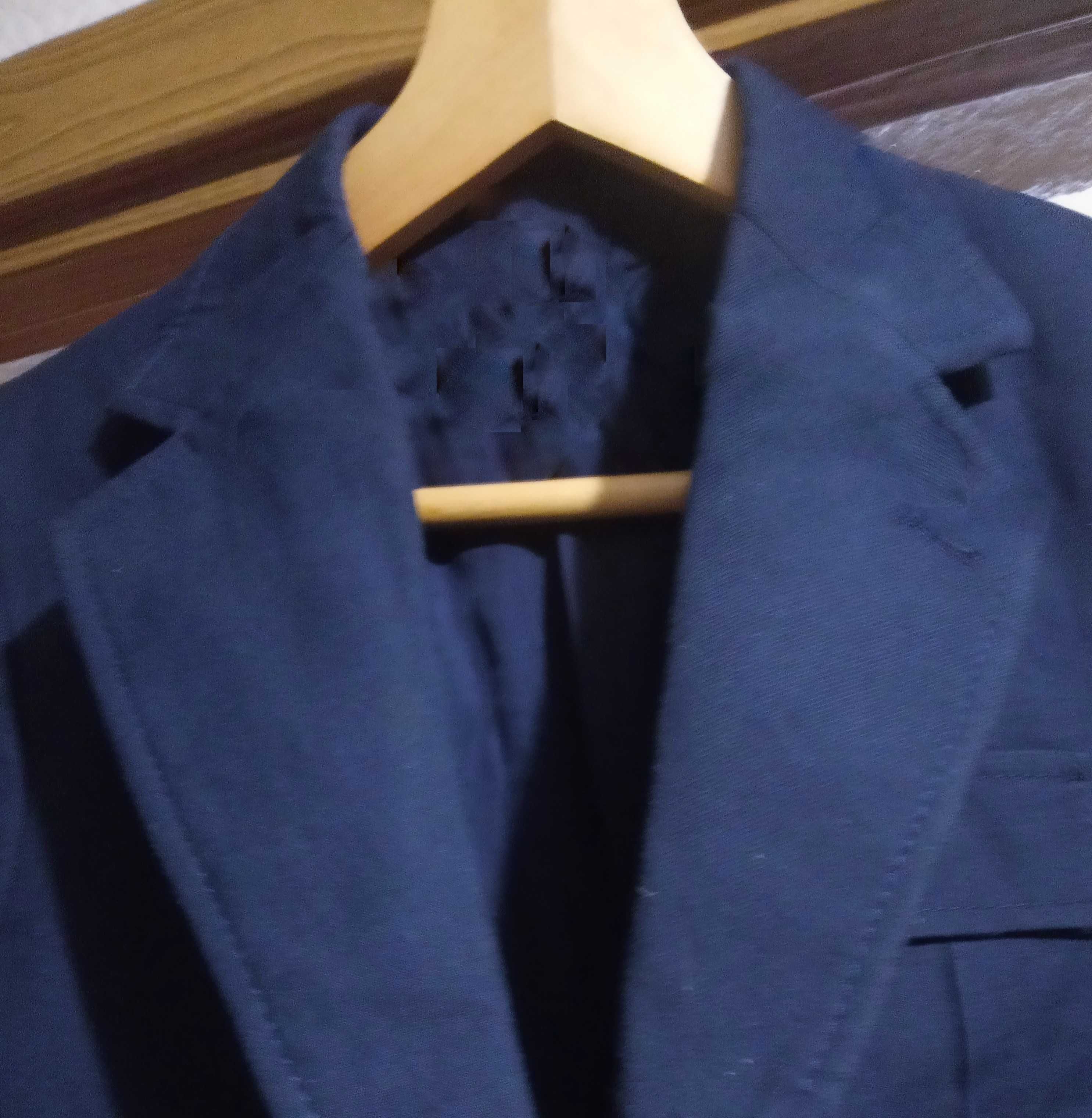 Продам школьный пиджак,  Румыния, синий, размеры в объявл, 150 грн..