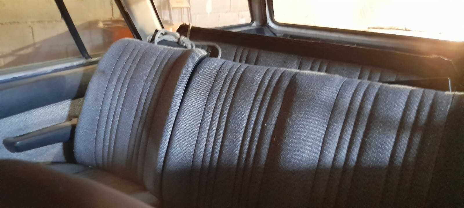 Vendo Carrinha Peugeot de 7 lugares a circular