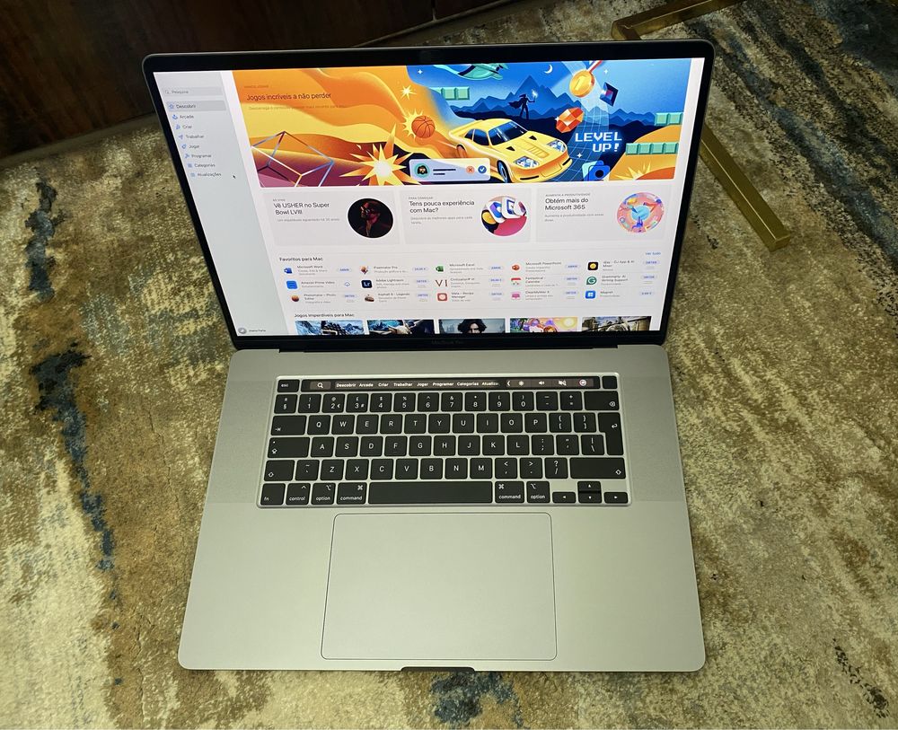 Macbook Pro 15’ i7 Touch Bar