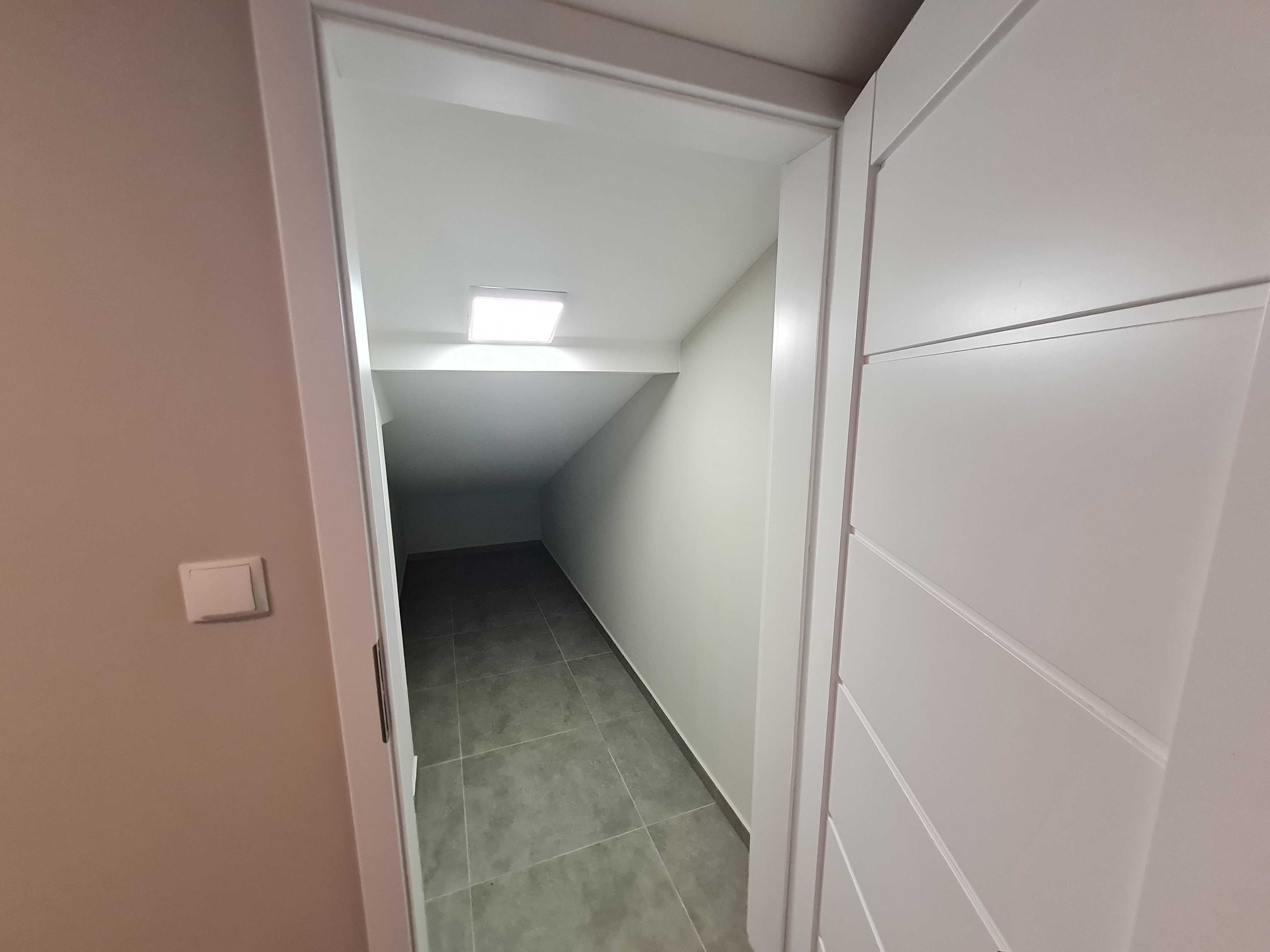 Mieszkanie dwupokojowe 52m2 - bezczynszowe - NAD JEZIOREM!