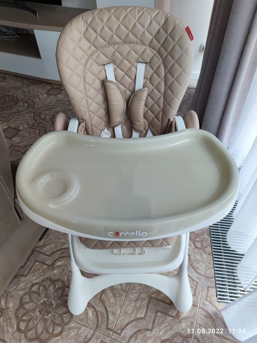 Дитячий стільчик для годування CARRELLO