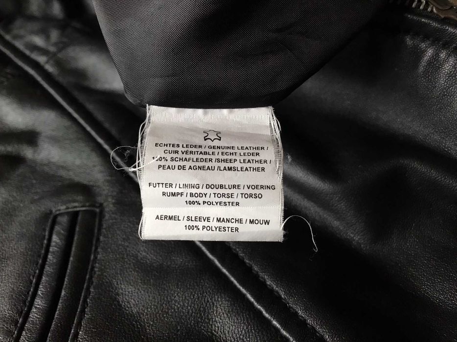 Женская кожаная куртка размер 58-60.