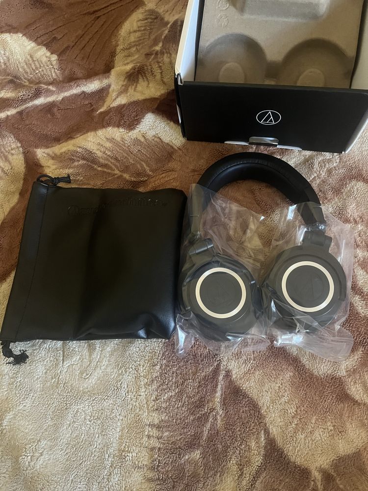 Навушники Audio-Technica ATH-M50x