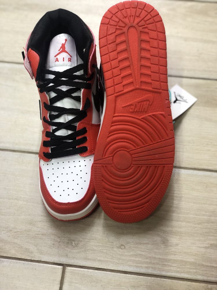 Кроссовки Nike Air Jordan размеры 40.41.42.43.44.