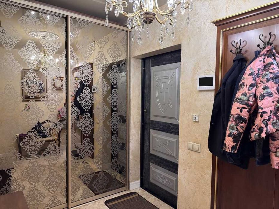 150 тыс.$ ПРОДАЖА / Квартира в центре с ремонтом 150м2 / Гагарина /