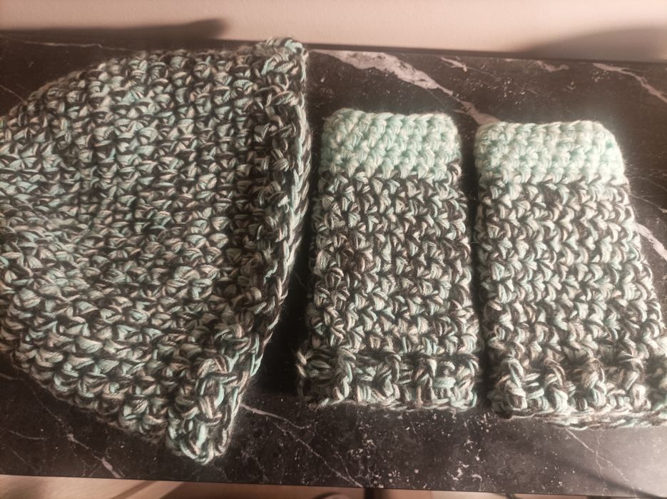 Czapka i mitenki hand made czekolada i mięta