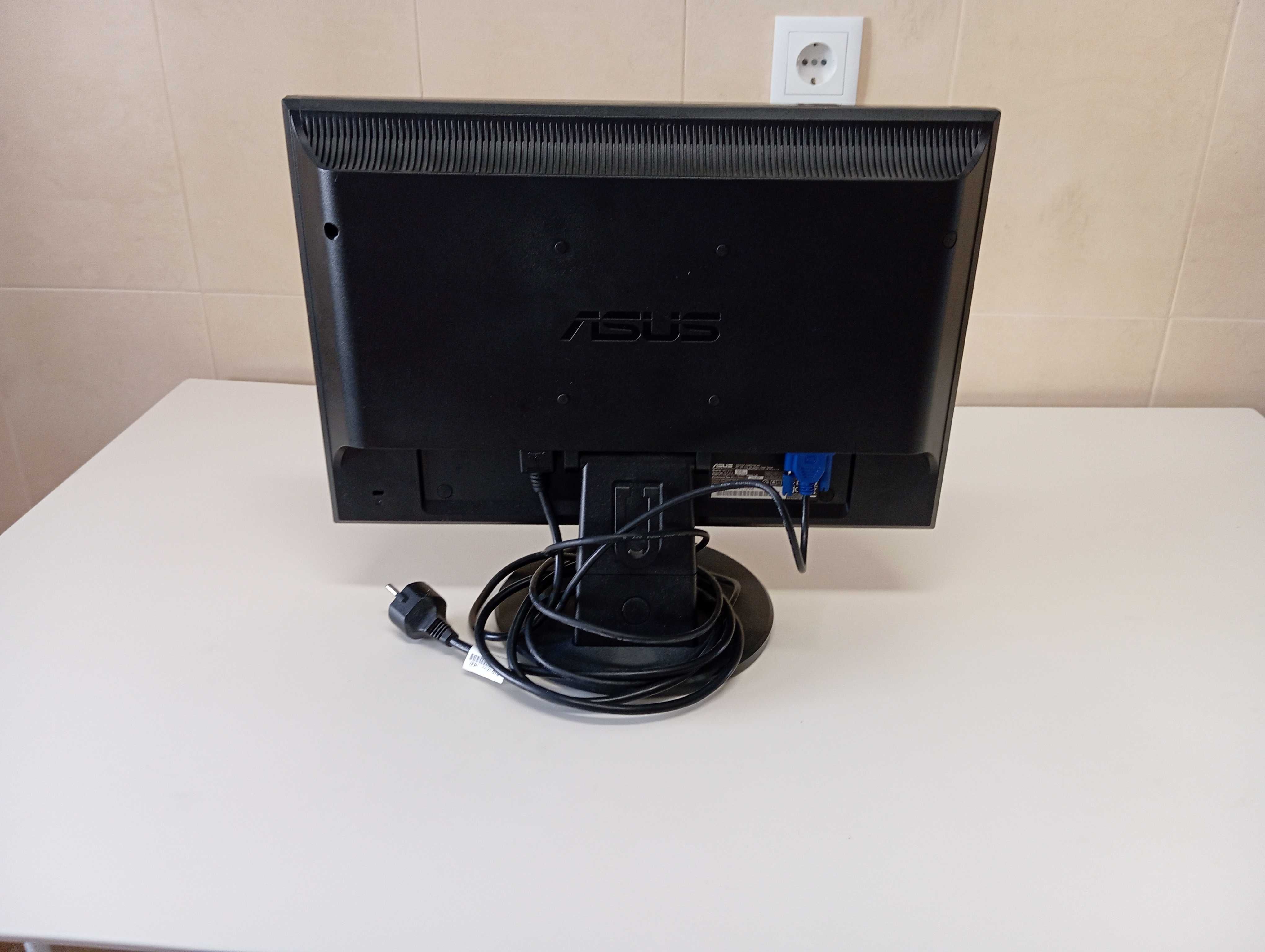 Monitor ASUS 19''