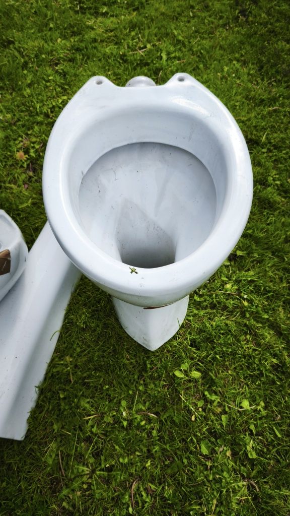 Umywalka noga miska wc