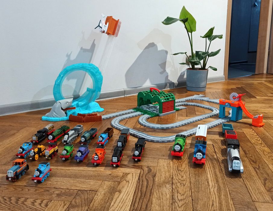 Zestaw torów Tomek i przyjaciele pociągi ciuchcie tory Thomas&Friends