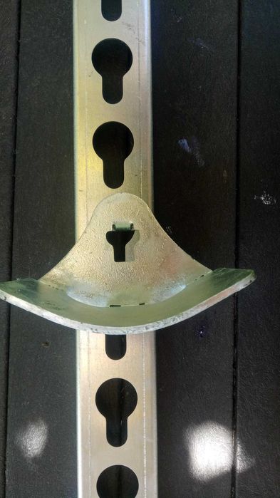 kłódka drągi skoki kłódka  przeszkody cavaletti stojaki treningowe