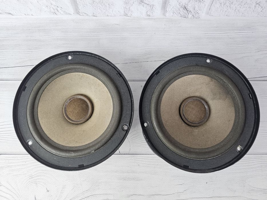 Оригінальні динаміки / Динамики  Ford Puma Coupe / Aston Martin db7