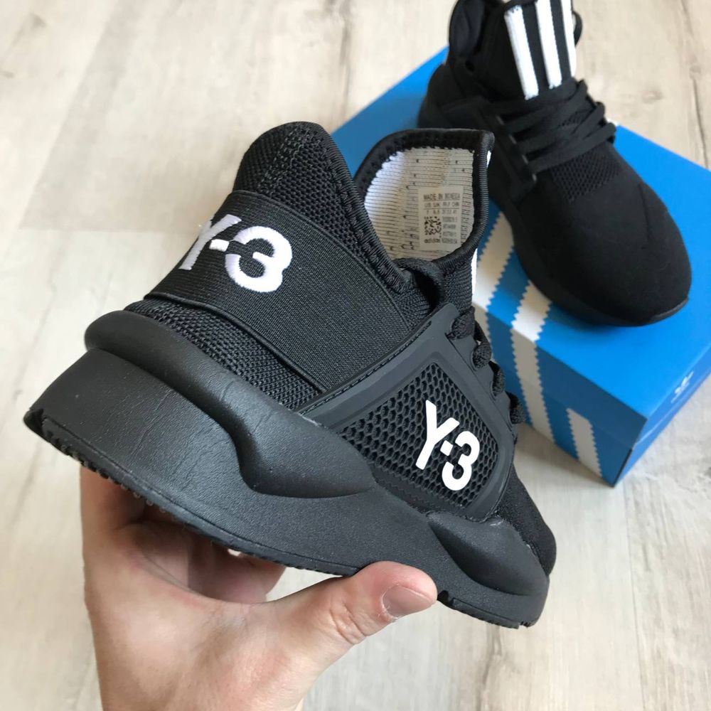 Чоловічі кросівки. Мужские кроссовки Adidas Y-3.