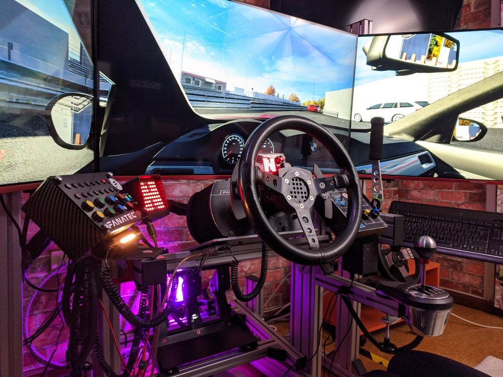 Triple Monitor 32" para Simracing Keep Out Full Hd