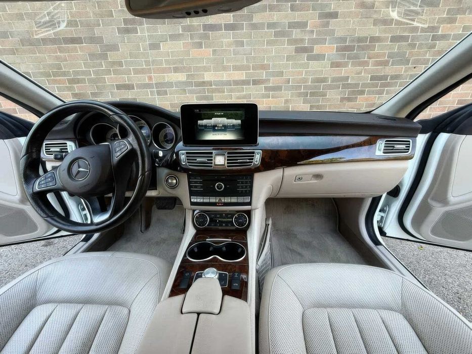 Mercedes-Benz CLS 400 4MATIC      2015