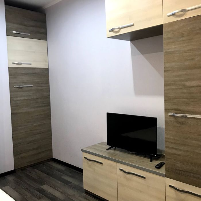 Сдам 3к квартиру ,Центр,ЖК Адмирал,Паркинг,Закрытый двор,Охрана.