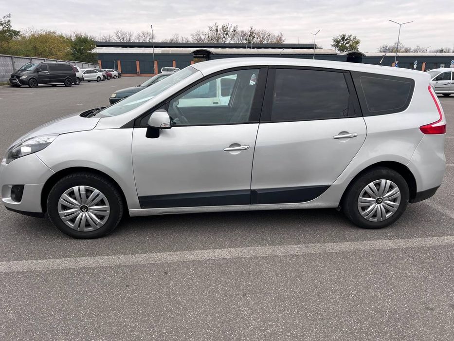 Renault Grand Scenic