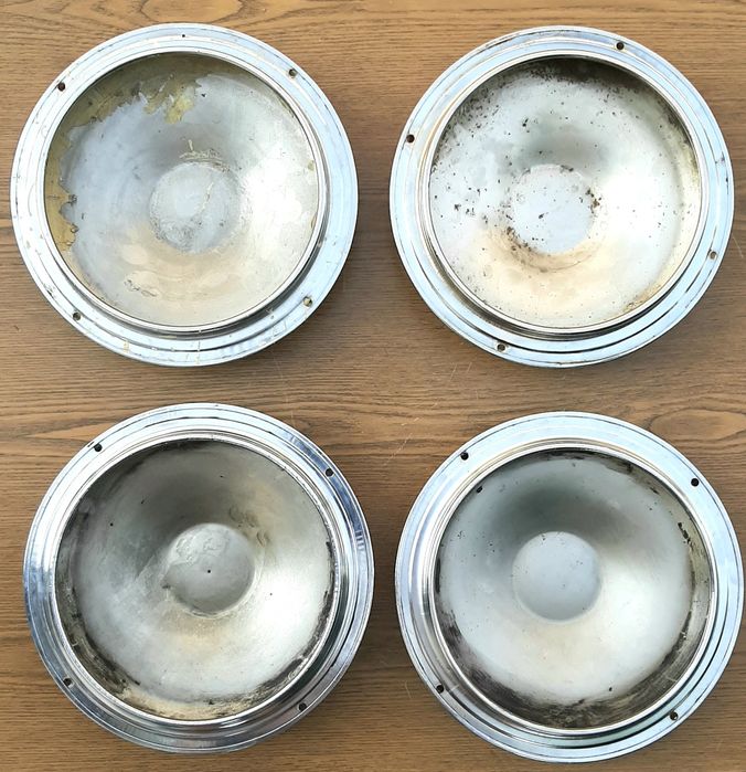 Колпаки новые на НИСА, ЖУК, ВАРШАВА, м20 победа. Москвич-401.