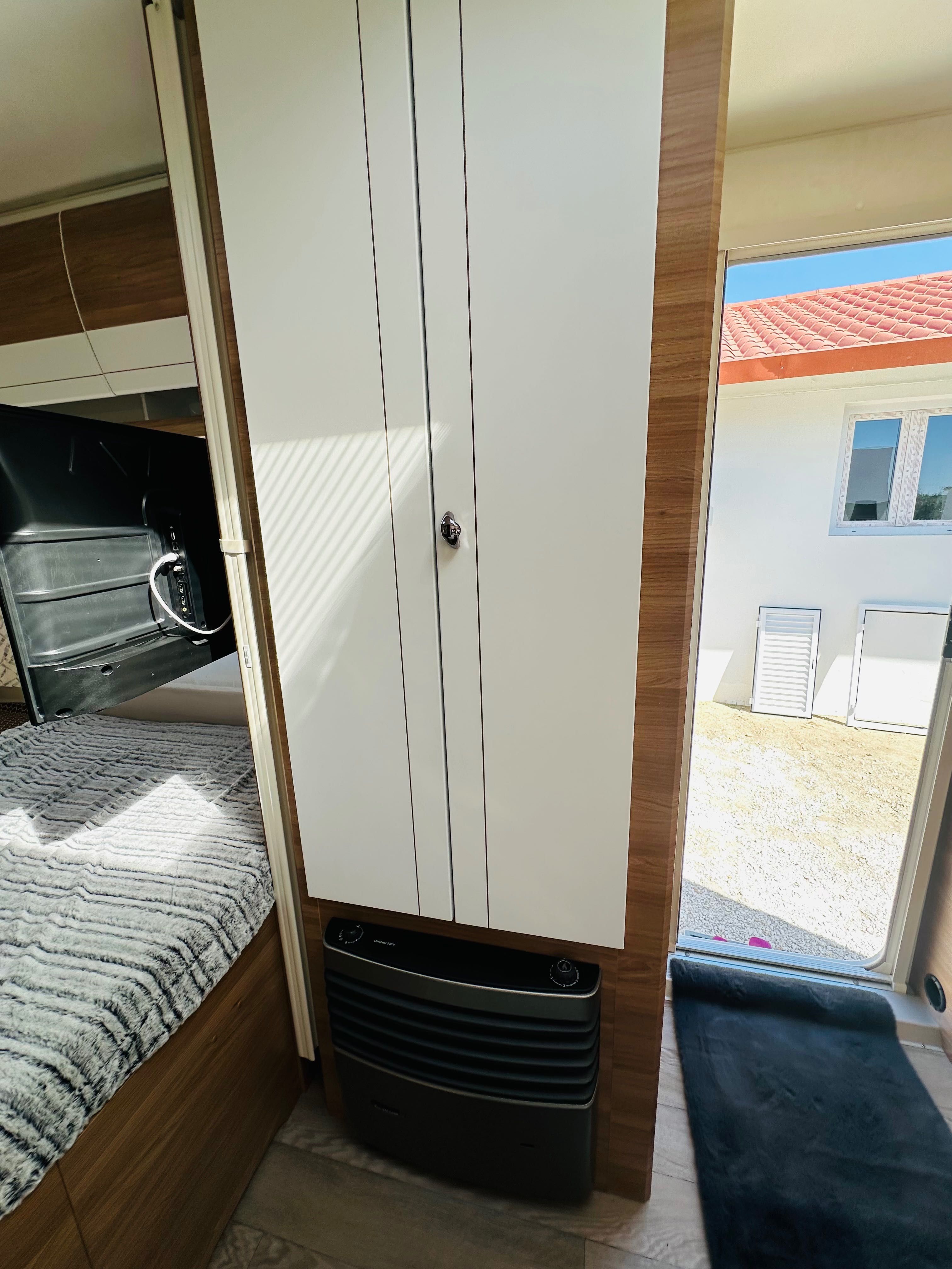 Caravana hobby de luxe 2023