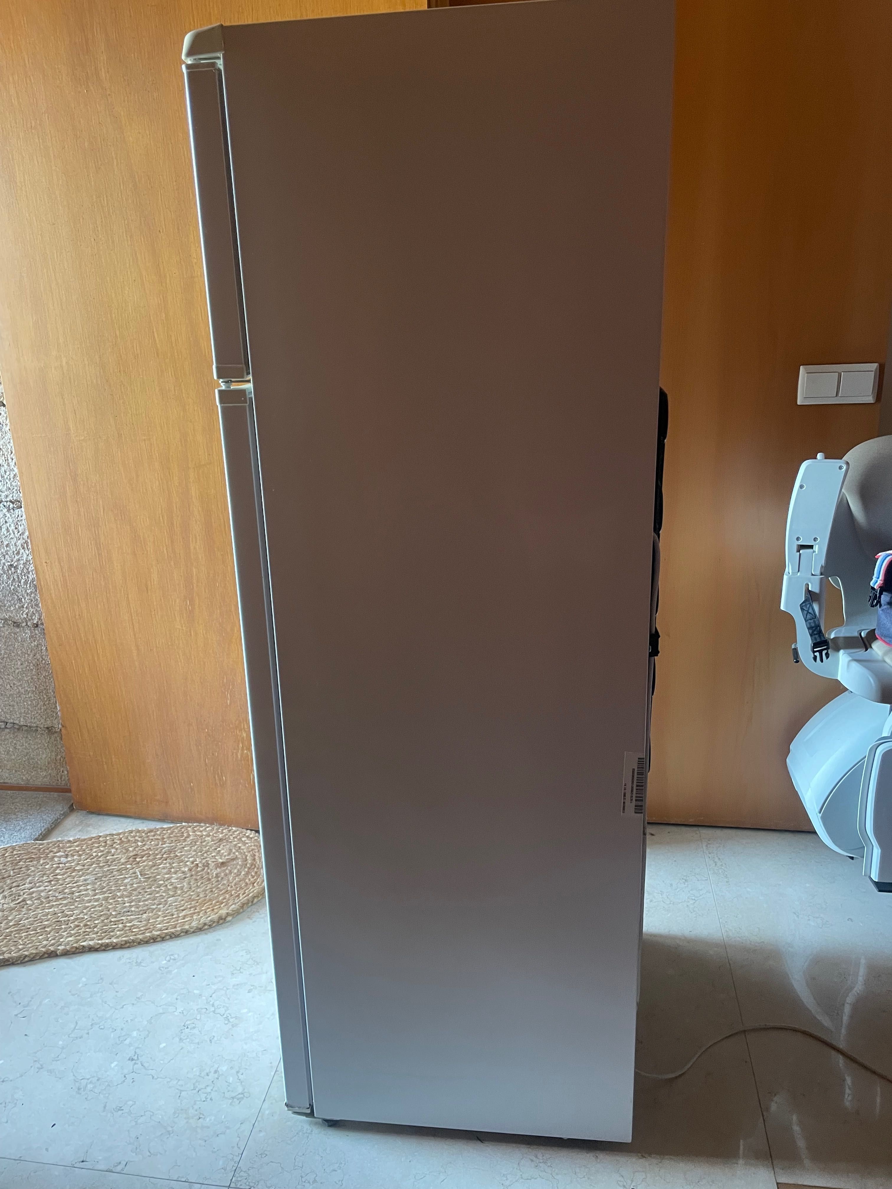 Frigorífico Smeg branco