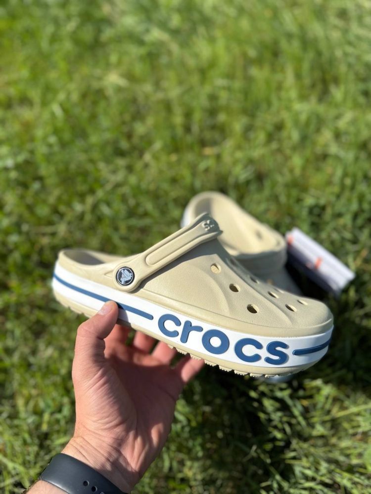 Купить кроксы розовые crocs bayaband pinck жіночі рожеві крокси