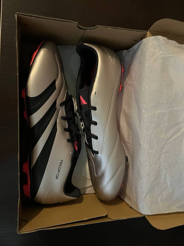 Бутси Adidas для футболу, р. 48