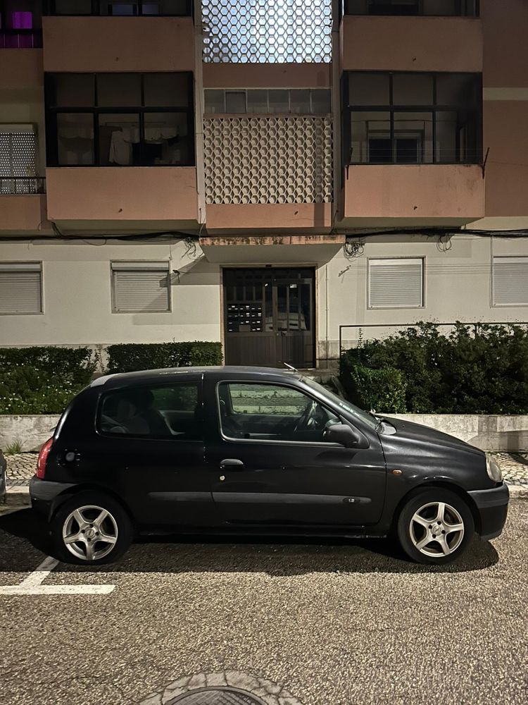 Renault clio 160mil km